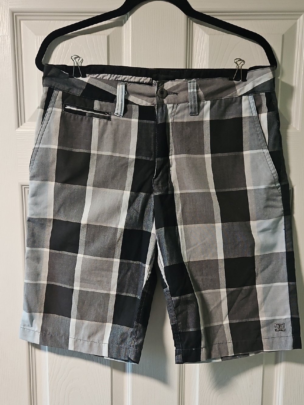 DC Men's Black & Gray Plaid Flat-Front Shorts